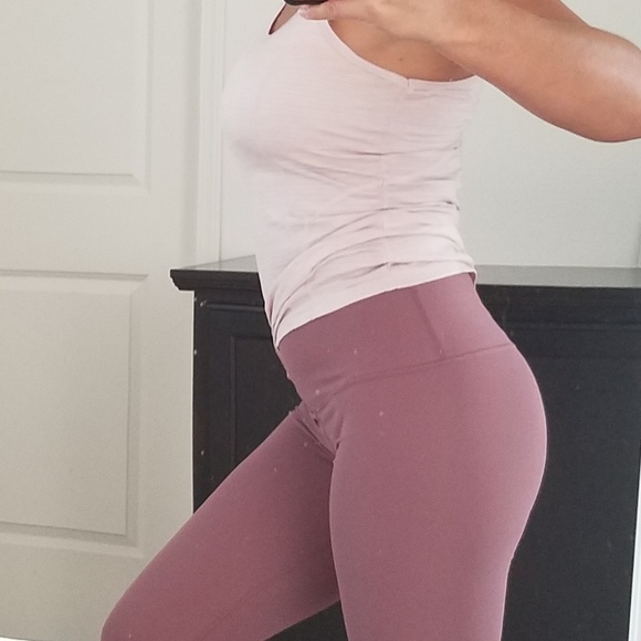 2 piece Reebok top/Yogalucious pants - Picture 2 of 8